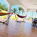 Guadalupe Moncófar
